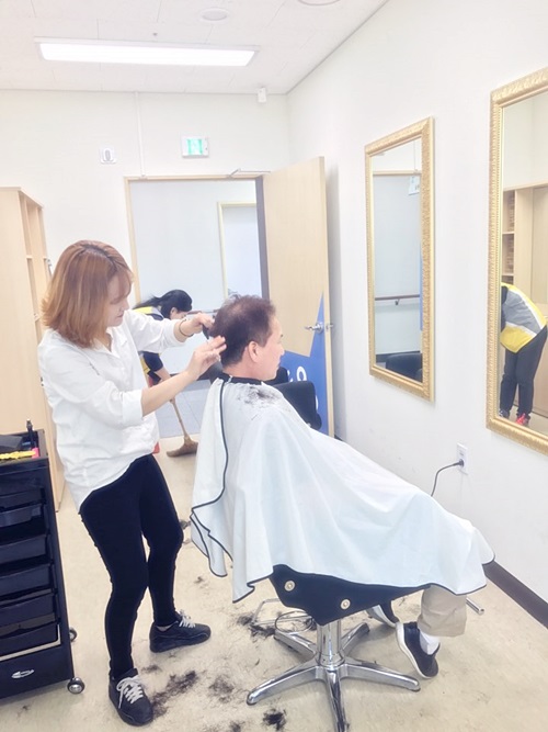 2017.05.17_이미용서비스_진행사진_1-001.jpg