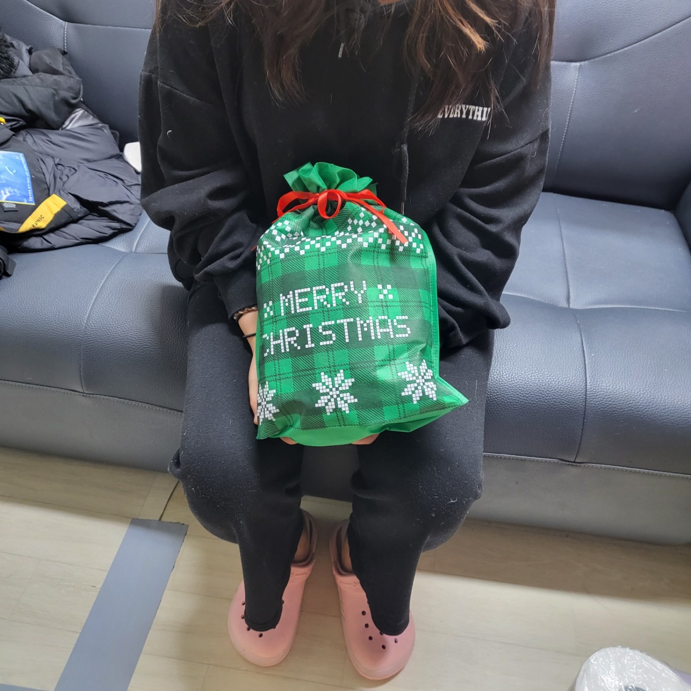 1704444094.95pcXXzEdjzN2-3.jpg